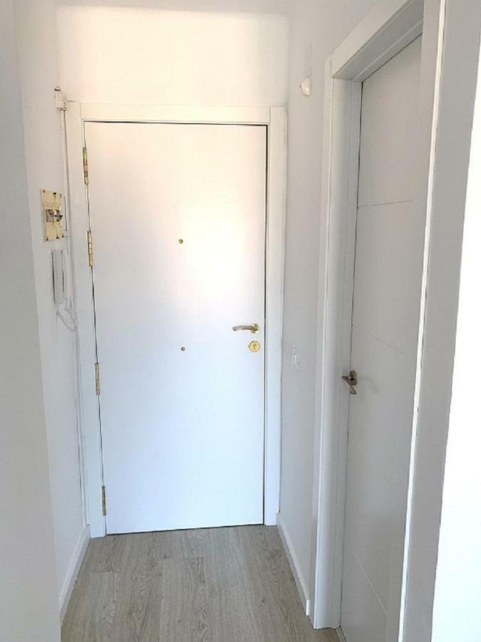 Apartamento 1ª Linea De Mar -Wifi- Aire Acondicionado エンプリアブラバ エクステリア 写真