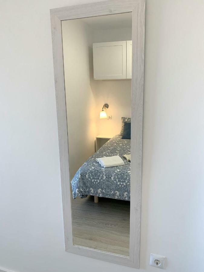 Apartamento 1ª Linea De Mar -Wifi- Aire Acondicionado エンプリアブラバ エクステリア 写真